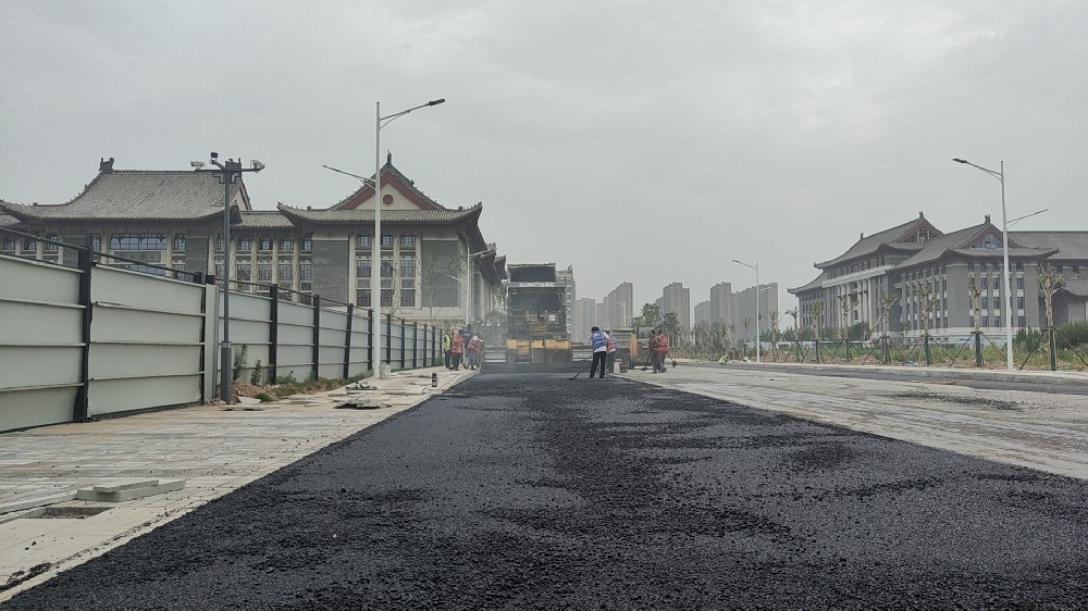 郑州沥青路面压实度影响因素分析